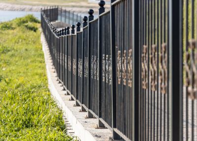 Steel Fence Replacement in Des Moines, IA