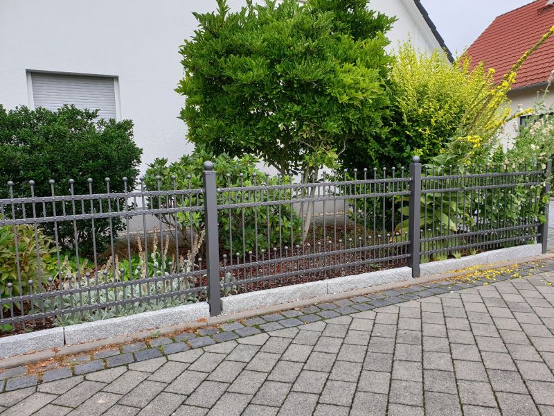 Aluminum Fence Replacement in Des Moines, IA