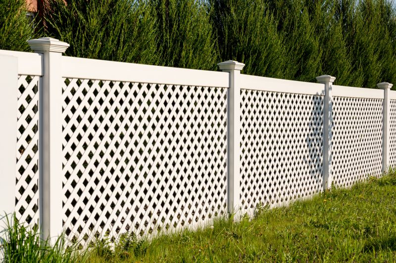 Vinyl Fence Replacement in Kansas City, MO